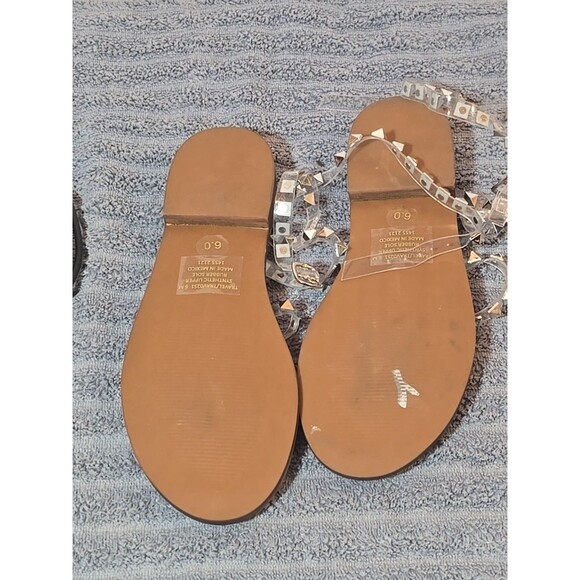 Steve Madden Travel Clear Rhinestone Leather Embellished Flat Sandal Size 6 - Picture 4 of 4